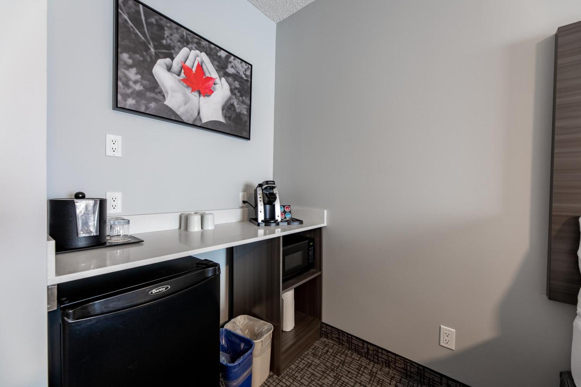 The Kanata By Bcminns - Hinton Exterior foto